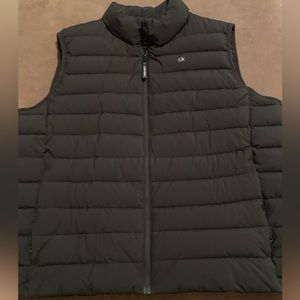 Men’s Calvin Klein, puffer vest, XL, excellent condition.